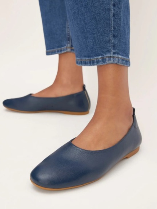 Everlane Shoes - Everlane The Day Glove in Navy